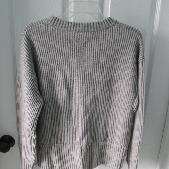 Halston cashmere sweater - Picture 5 of 5